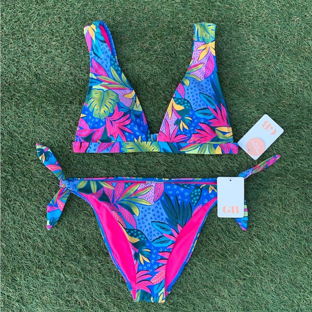 Gianni Bini Tropical Print Bikini Set FINAL SALE!